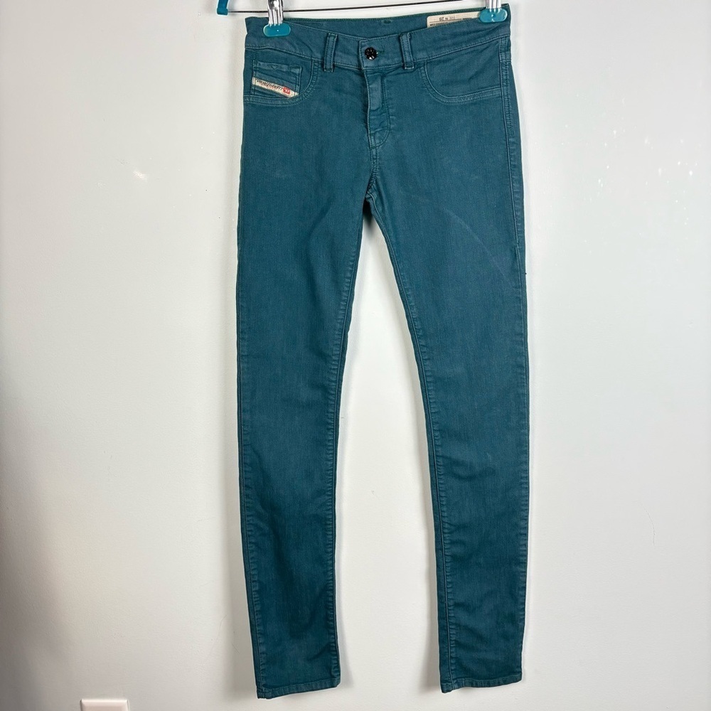 Diesel women’s LIVIER Super Slim Jegging Size 28
